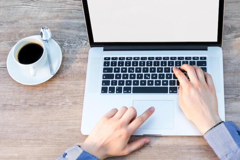 alt="wygodnie zajmij się własną pracą"